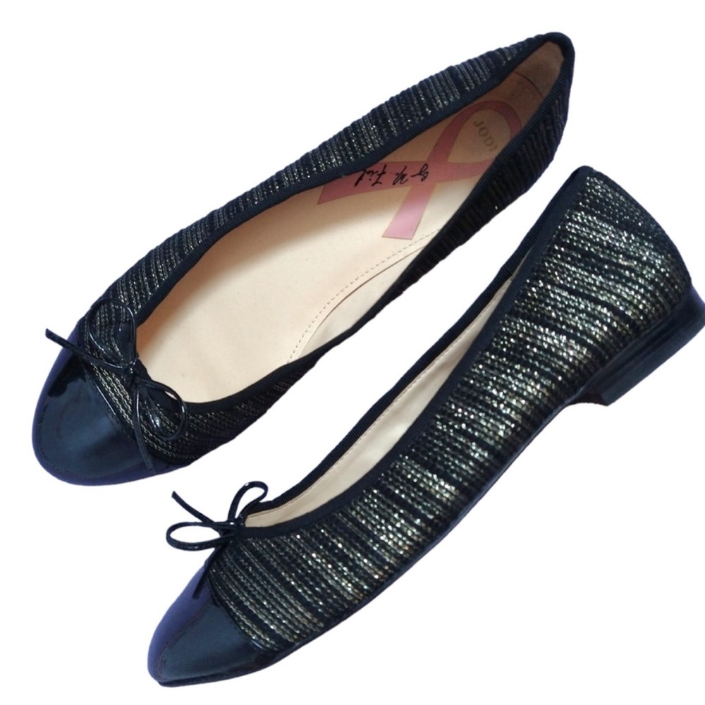Marc Fisher Jodi 3 Knit Ballet Flats Size 8.5
Metallic Fabric Patent Leather